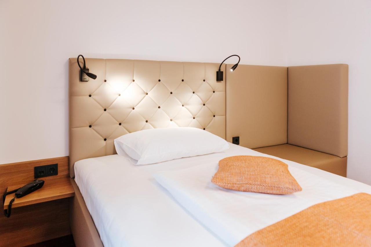 Hotel Der Stockinger Unterpremstaetten Luaran gambar